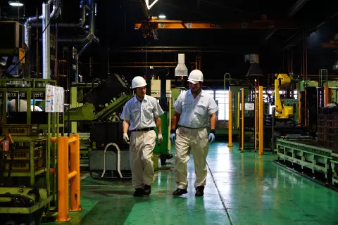 社員や社内の様子